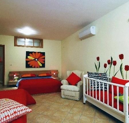 بومبيي B&B Bassotto الغرفة الصورة