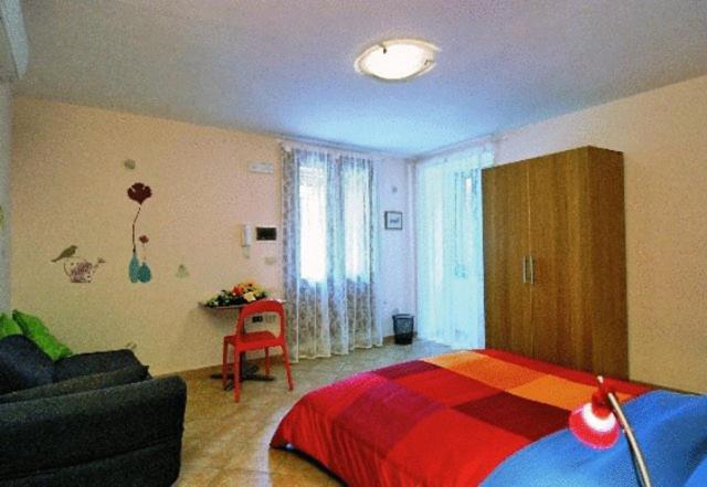 بومبيي B&B Bassotto المظهر الخارجي الصورة